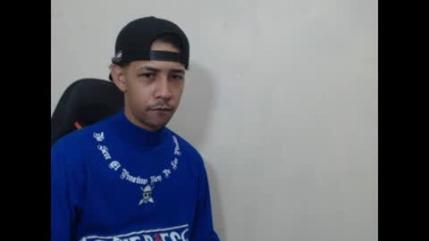 Snapshot of el_menor chatting on June 2026 04:53:02 AM Instagram BelowAbajo online show from June 2026 04:53:02 AM
