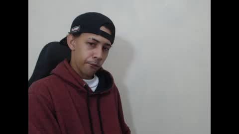 Snapshot of el_menor chatting on June 2026 04:23:01 AM Instagram BelowAbajo online show from June 2026 04:23:01 AM