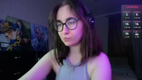 If you like it when I meow give me a thumbs up online show from December 2024 01:40:02 PM