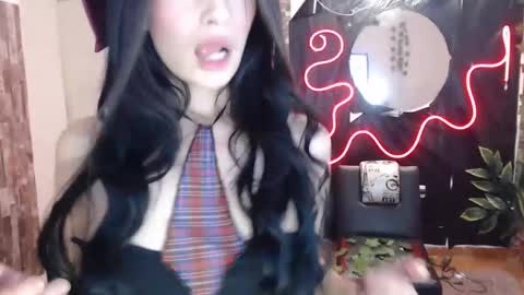 Snapshot of ela_foxyy chatting on December 2024 05:22:01 PM ELA online show from December 2024 05:22:01 PM