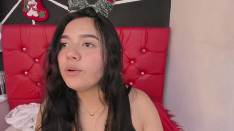 Snapshot of ela_hilton3 chatting on December 2024 07:32:02 PM Ela online show from December 2024 07:32:02 PM