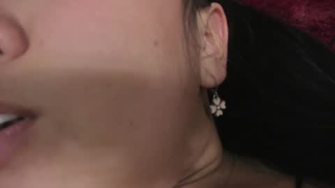 Snapshot of ela_hilton3 chatting on January 2025 12:04:01 AM Ela online show from January 2025 12:04:01 AM