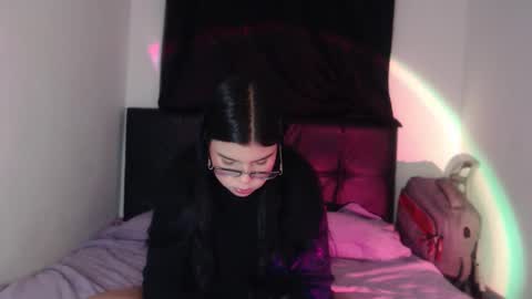 Ela online show from April 2026 03:04:02 AM