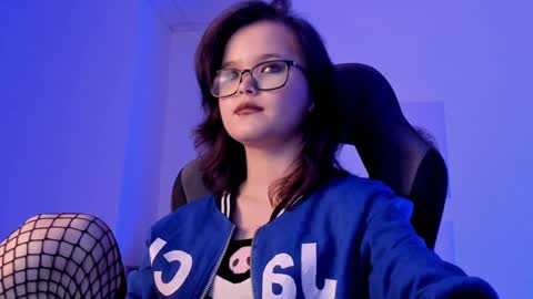 Your sweet girl online show from December 2024 01:46:01 AM