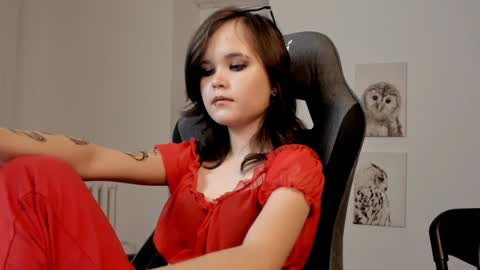 Your sweet girl online show from January 2025 01:42:01 AM