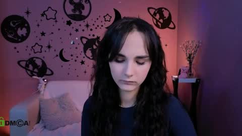 Elara online show from April 2026 07:22:01 PM