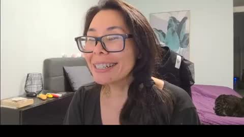 elaramuse_ online show from July 2026 08:07:01 PM