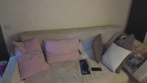 elarasable online show from March 2026 12:20:01 PM