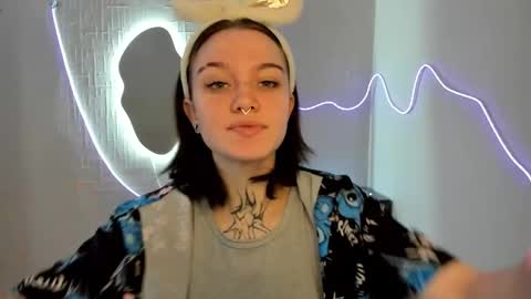 elastikiss online show from February 2026 04:46:02 AM