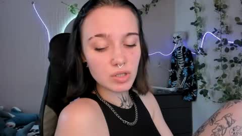 Snapshot of elastikiss chatting on June 2026 08:42:01 AM elastikiss online show from June 2026 08:42:01 AM