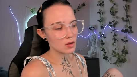 Snapshot of elastikiss chatting on July 2026 09:45:01 AM elastikiss online show from July 2026 09:45:01 AM