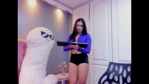 Elasumer  online show from April 2026 02:42:01 PM