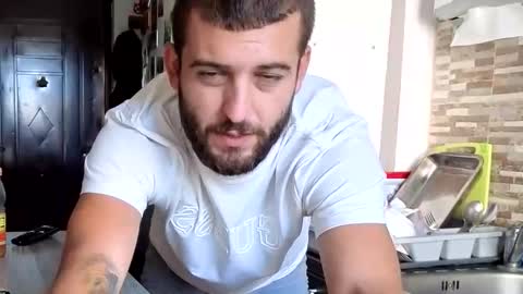 elchapoguzman95 online show from September 2025 08:27:01 AM