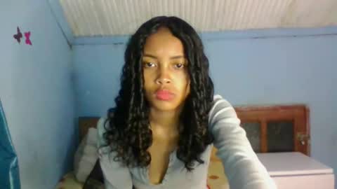 eldie69 online show from December 2025 04:12:02 PM