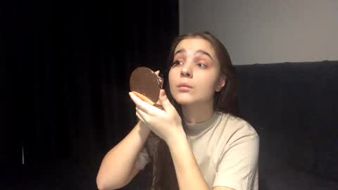 Kelly online show from February 2026 03:43:01 PM