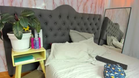 Snapshot of elecktra_sweet chatting on November 2025 08:09:01 PM Elecktra online show from November 2025 08:09:01 PM