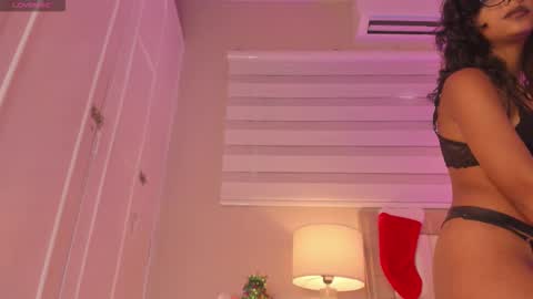 ELECTRA online show from December 2025 07:53:02 PM