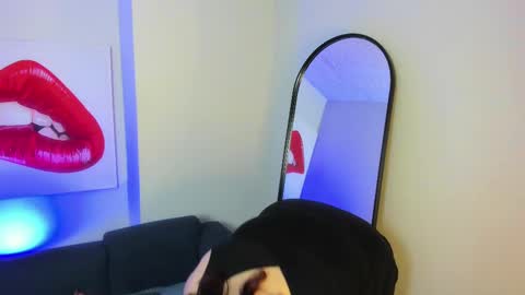 Electra online show from February 2025 09:53:02 AM