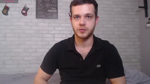 Snapshot of electric_smile chatting on January 2025 11:45:02 PM Alex online show from January 2025 11:45:02 PM