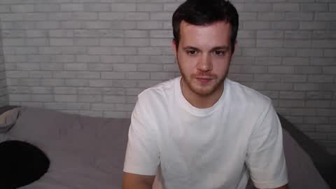 Alex online show from October 2025 04:39:01 PM