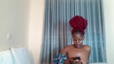 Snapshot of elegant_ebony chatting on January 2025 08:14:01 AM Nika online show from January 2025 08:14:01 AM