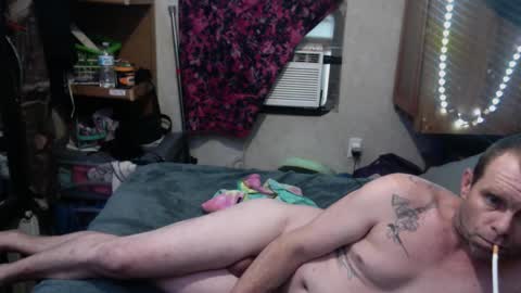 ElegantDeviance69 online show from December 2024 09:46:01 PM