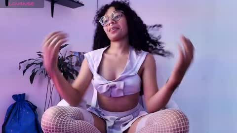 Snapshot of elektra_williams chatting on January 2025 10:10:01 PM elektra_williams online show from January 2025 10:10:01 PM