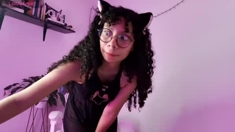 Snapshot of elektra_williams chatting on February 2025 12:37:02 AM elektra_williams online show from February 2025 12:37:02 AM