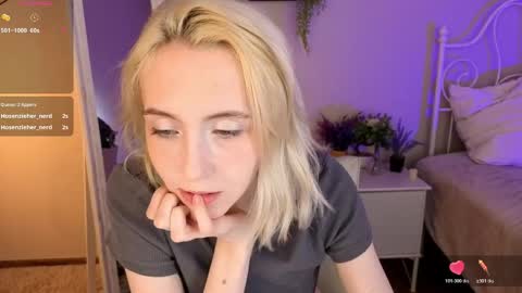 Snapshot of elen__moore chatting on May 2026 05:26:02 AM Elen online show from May 2026 05:26:02 AM
