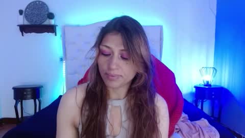 Snapshot of elena_detroya_ chatting on January 2025 11:58:02 AM Elena online show from January 2025 11:58:02 AM