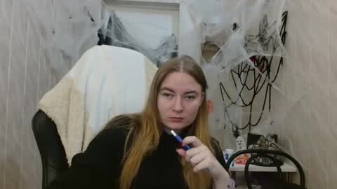 Snapshot of elena_maeer chatting on October 2025 09:10:01 AM Elena online show from October 2025 09:10:01 AM