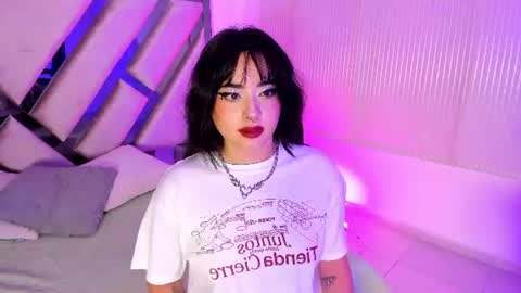 Snapshot of elena_tylor chatting on July 2026 10:05:02 PM elena_tylor online show from July 2026 10:05:02 PM