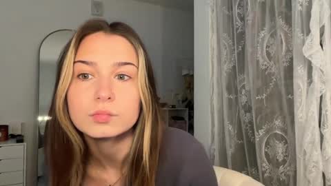 Snapshot of elenahere4u chatting on June 2026 03:50:01 PM Elena online show from June 2026 03:50:01 PM