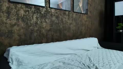 Hellen online show from April 2026 06:54:02 PM