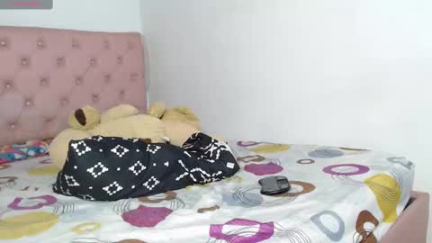 elettra_parisi19 online show from January 2025 11:56:02 PM