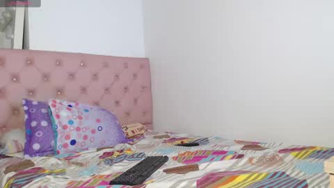 elettra_parisi19 online show from March 2025 01:17:02 AM