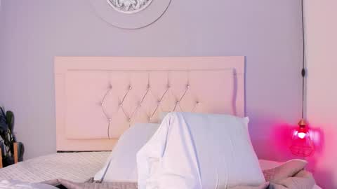 Elevensky  online show from February 2025 10:53:02 PM