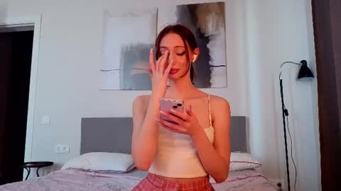 Snapshot of elfiecollins chatting on July 2026 10:21:02 AM Elfie online show from July 2026 10:21:02 AM
