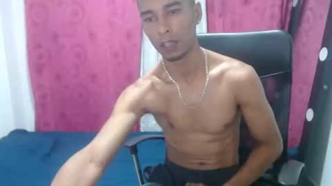 Snapshot of elherrero2024 chatting on December 2024 01:40:01 PM elherrero2024 online show from December 2024 01:40:01 PM