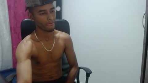 Snapshot of elherrero2024 chatting on December 2024 02:38:01 AM elherrero2024 online show from December 2024 02:38:01 AM