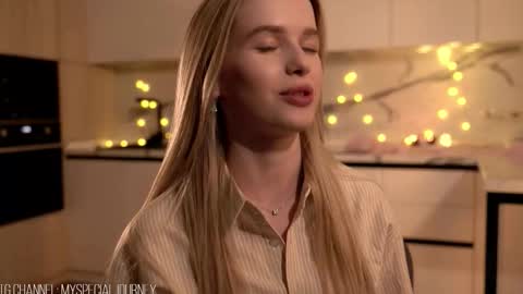 Eli online show from November 2025 05:55:02 PM