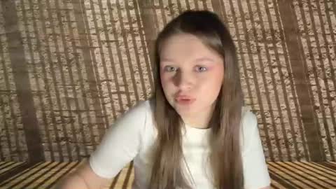 eli_kuper_777 online show from April 2026 08:33:01 PM