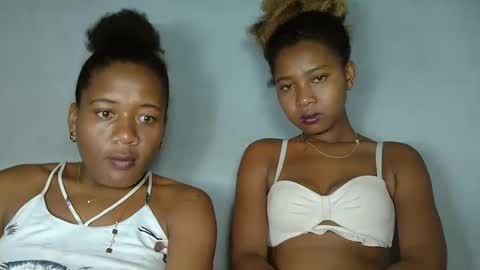 elia011 online show from February 2025 09:28:01 PM