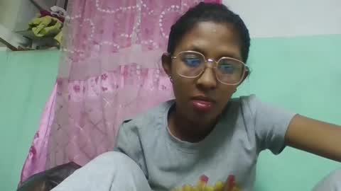 eliah193653 online show from April 2026 06:00:02 AM