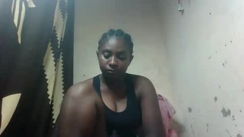 eliannee online show from December 2025 08:27:02 PM