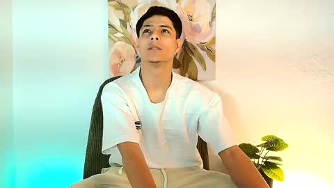 Snapshot of elias_salvatore_ chatting on May 2026 02:12:01 PM elias_salvatore_ online show from May 2026 02:12:01 PM