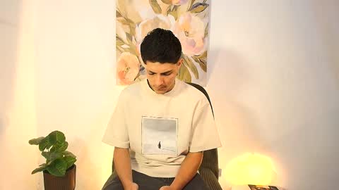Snapshot of elias_salvatore_ chatting on May 2026 01:31:01 PM elias_salvatore_ online show from May 2026 01:31:01 PM