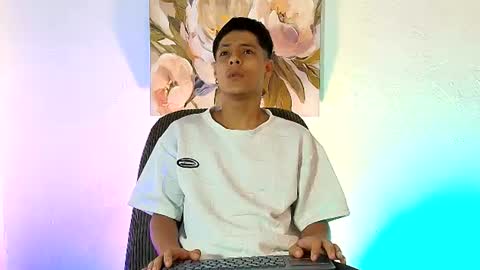 Snapshot of elias_salvatore_ chatting on June 2026 01:12:01 PM elias_salvatore_ online show from June 2026 01:12:01 PM