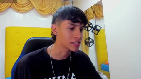 E L I A S online show from February 2025 03:28:01 AM