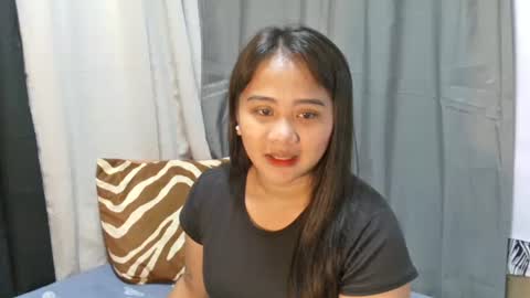 elie2001 online show from December 2024 05:02:01 AM